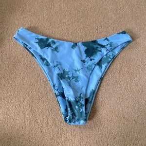 Marbled bikini bottoms
